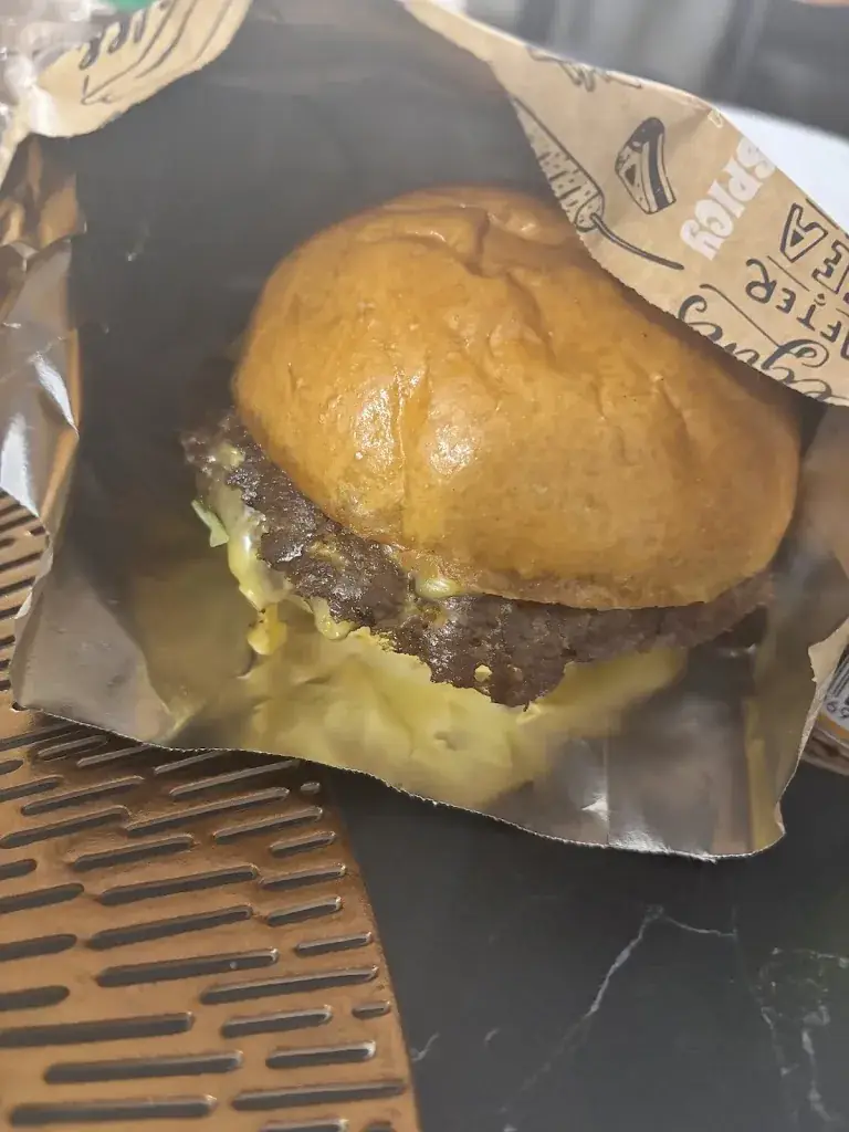 Ximena Minaya_The Citizen_Bezons_review