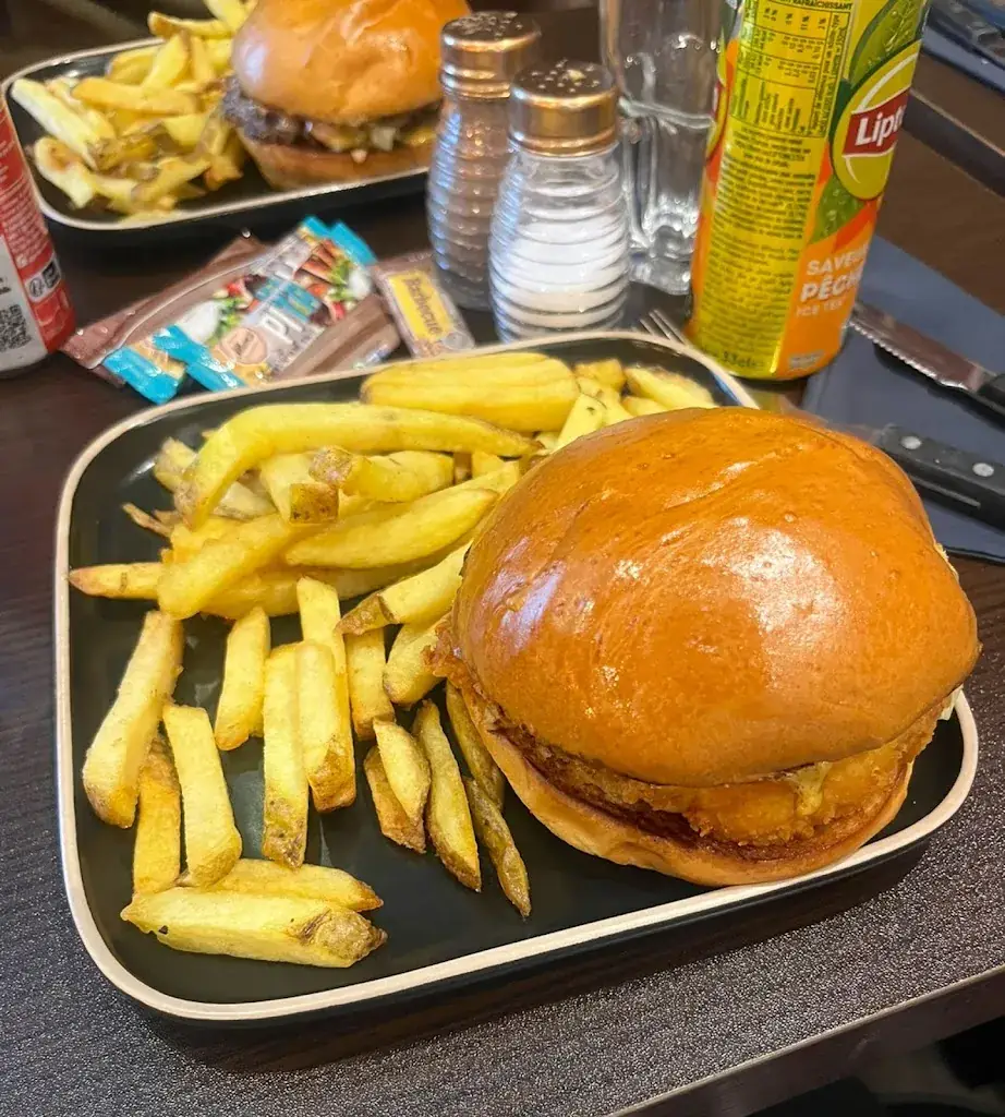 Sarah_The Citizen_Bezons_review