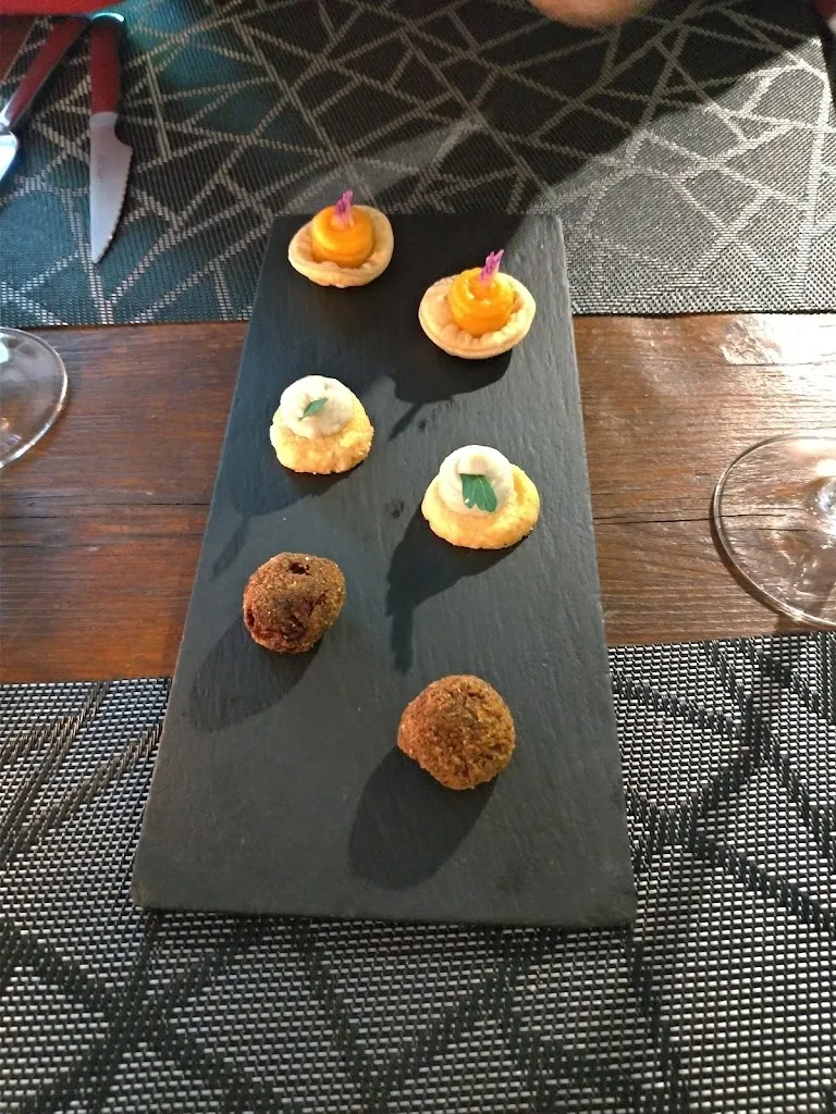 Menu_Le Restaurant Bar à Vin de Chames_Vallon-Pont-d'Arc_immagine_5