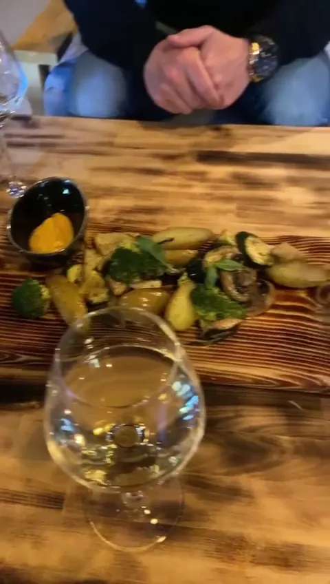 Le Restaurant Bar à Vin de Chames_Vallon-Pont-d'Arc_slider_image_2