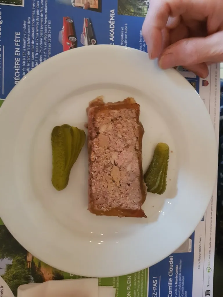 Hôtel Restaurant Le Flamboyant_Bray-sur-Seine_slider_image_3