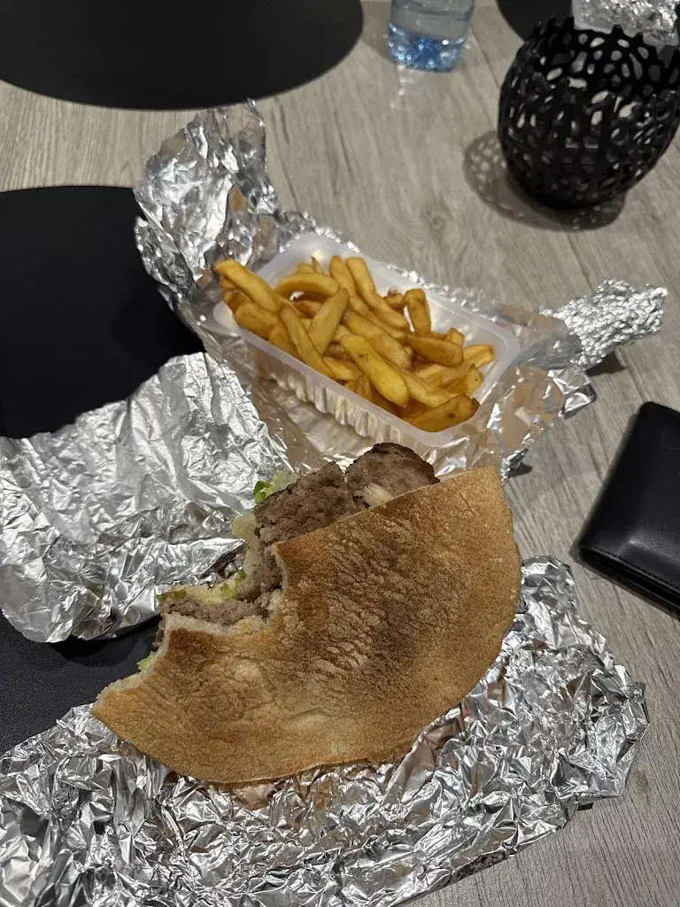 amaury barbe_Goksu_Bray-sur-Seine_review