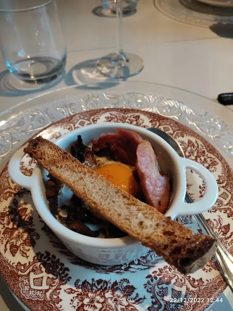 Laure Robin_auberge_Saint-Sauveur-lès-Bray_review