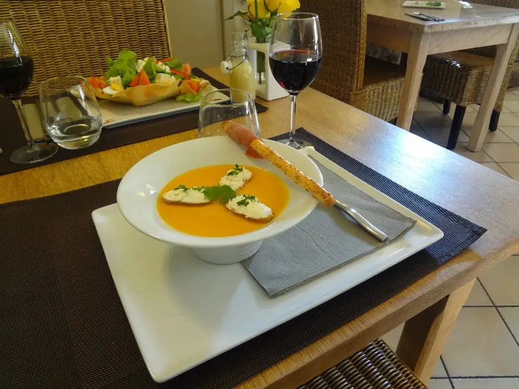 Restaurant L'Esparat_Vogüé_slider_image_2