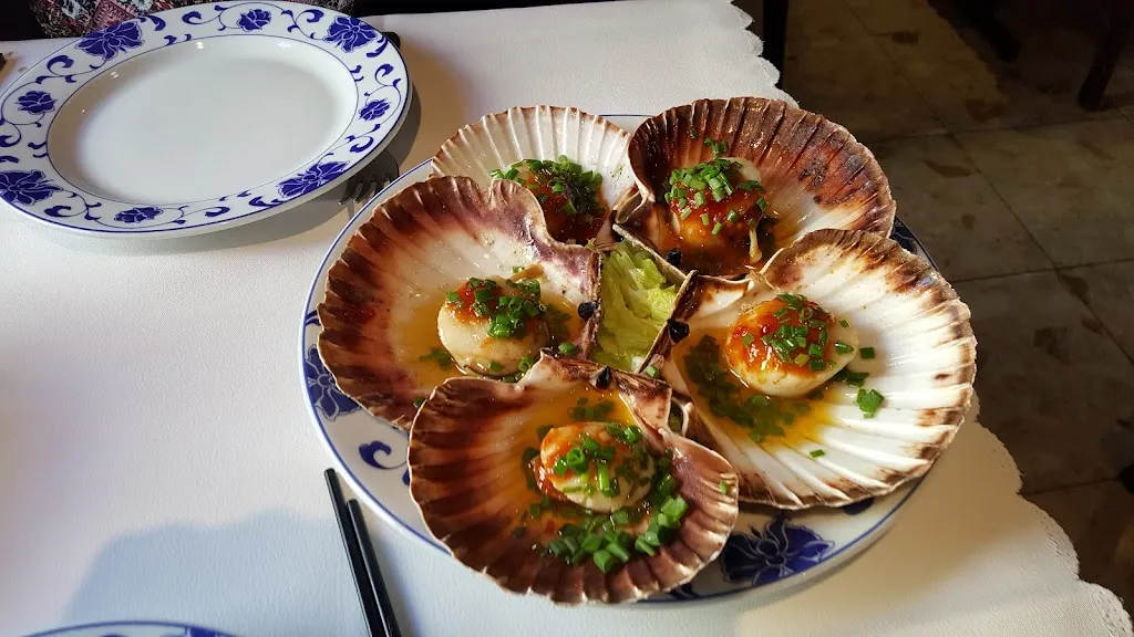 Fou Lo_Bourg-la-Reine_slider_image_3