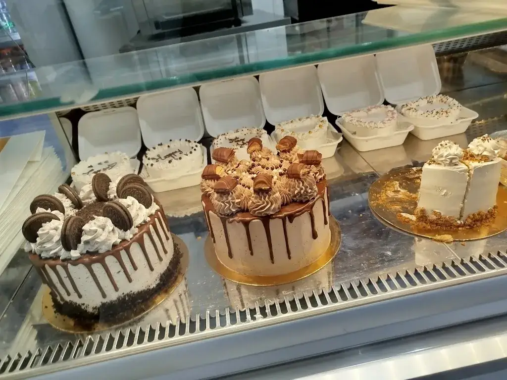 Doughnuts factory_Bourg-la-Reine_slider_image_3