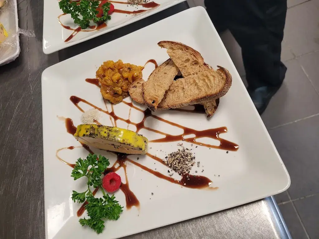 Le BistrÔ Vino_Breuillet_slider_image_3