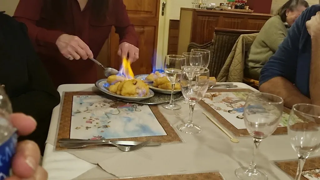 RESTAURANT LA JONQUE_Breuillet_slider_image_2