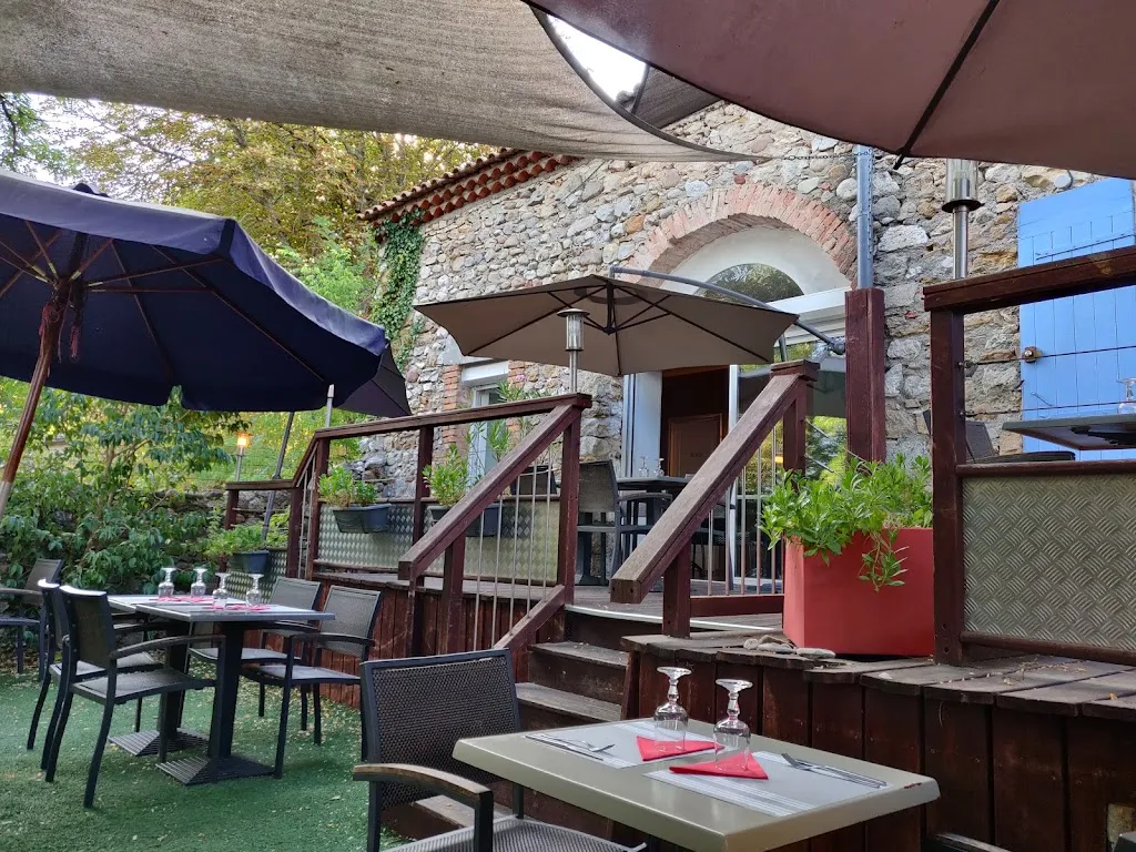 Le Petit Jardin_Vallon-Pont-d'Arc_slider_image_1