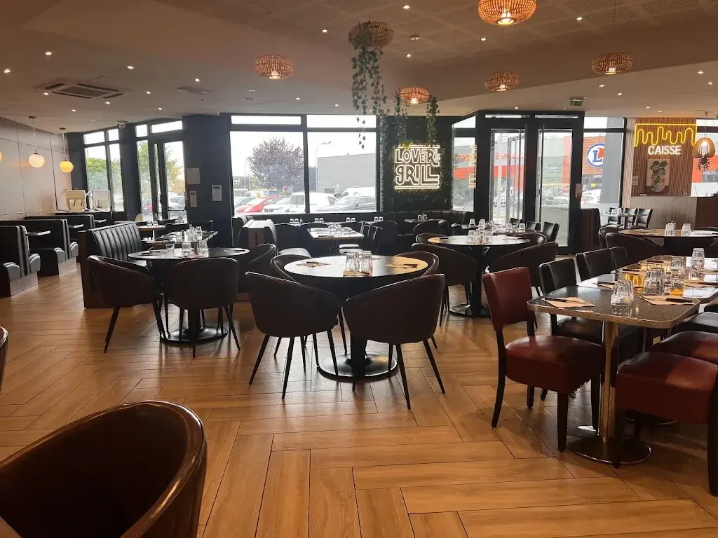 Lover’s Grill_Bonneuil-sur-Marne_slider_image_3