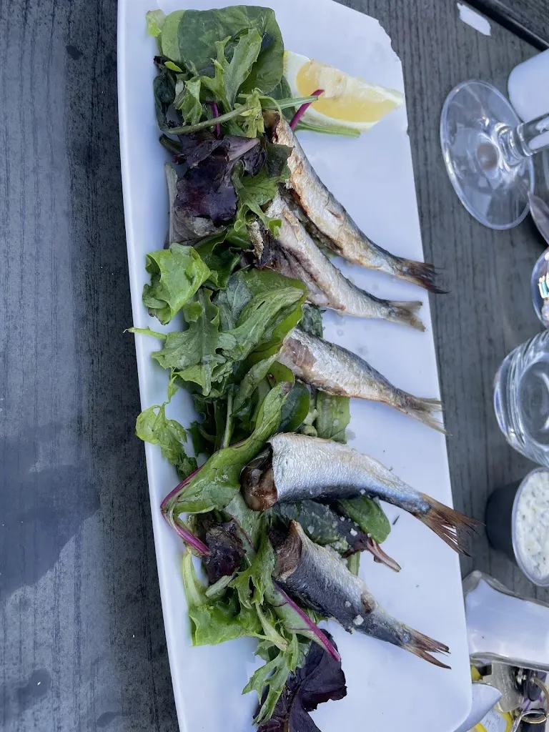 Porusniuc Costy_La Criée Bonneuil_Bonneuil-sur-Marne_review