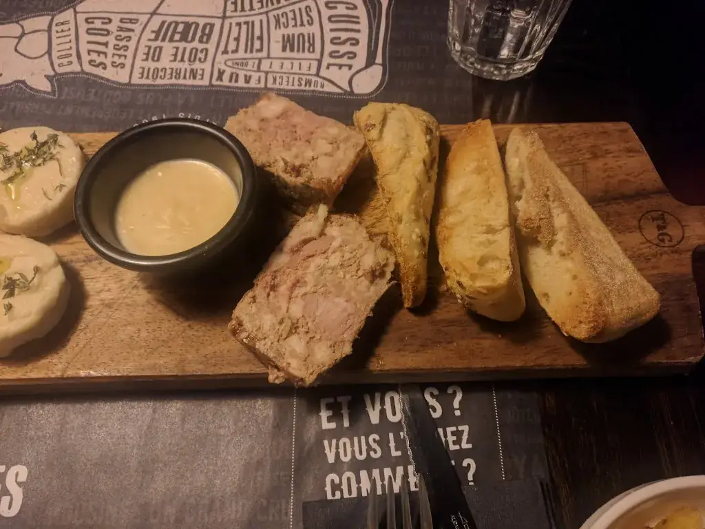 Bo Du_Hippopotamus Steakhouse_Bonneuil-sur-Marne_review