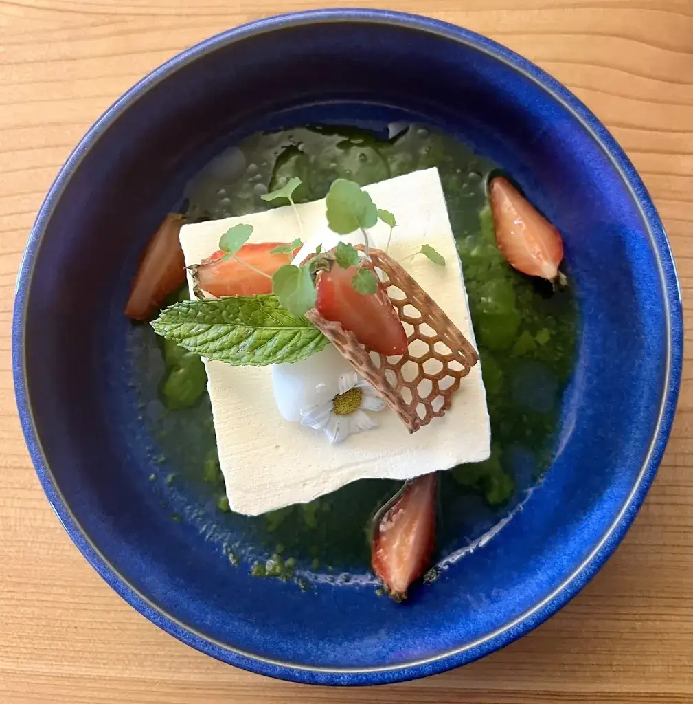 G H_Hostel De Montfleury_Saint-Germain_review