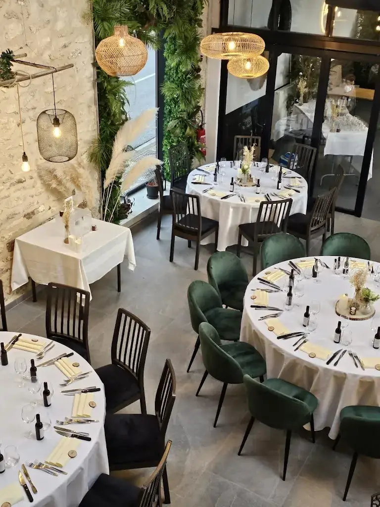 María Alexandra_Au Nadeau_Saint-Illiers-la-Ville_review