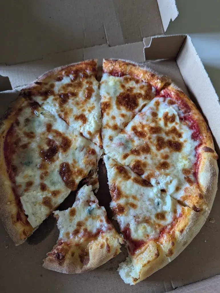 Ahmed Ait issad_Pizza Hot_Bruyères-sur-Oise_recensione