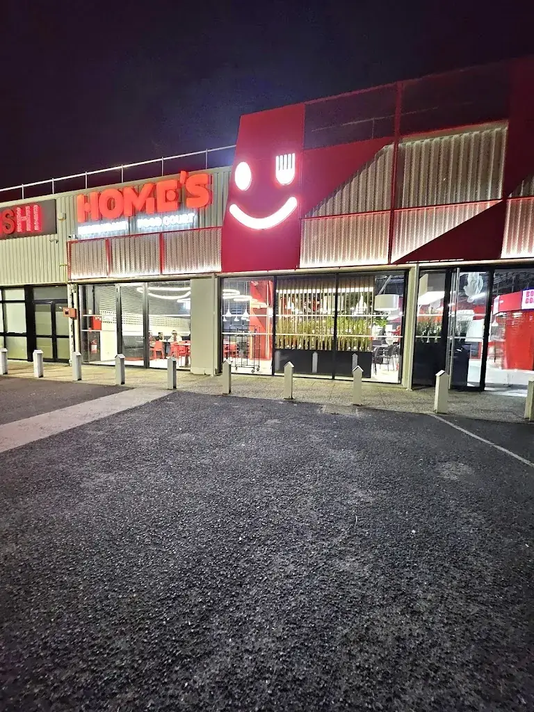 Home's restaurant food court restaurant in Boussy-Saint-Antoine