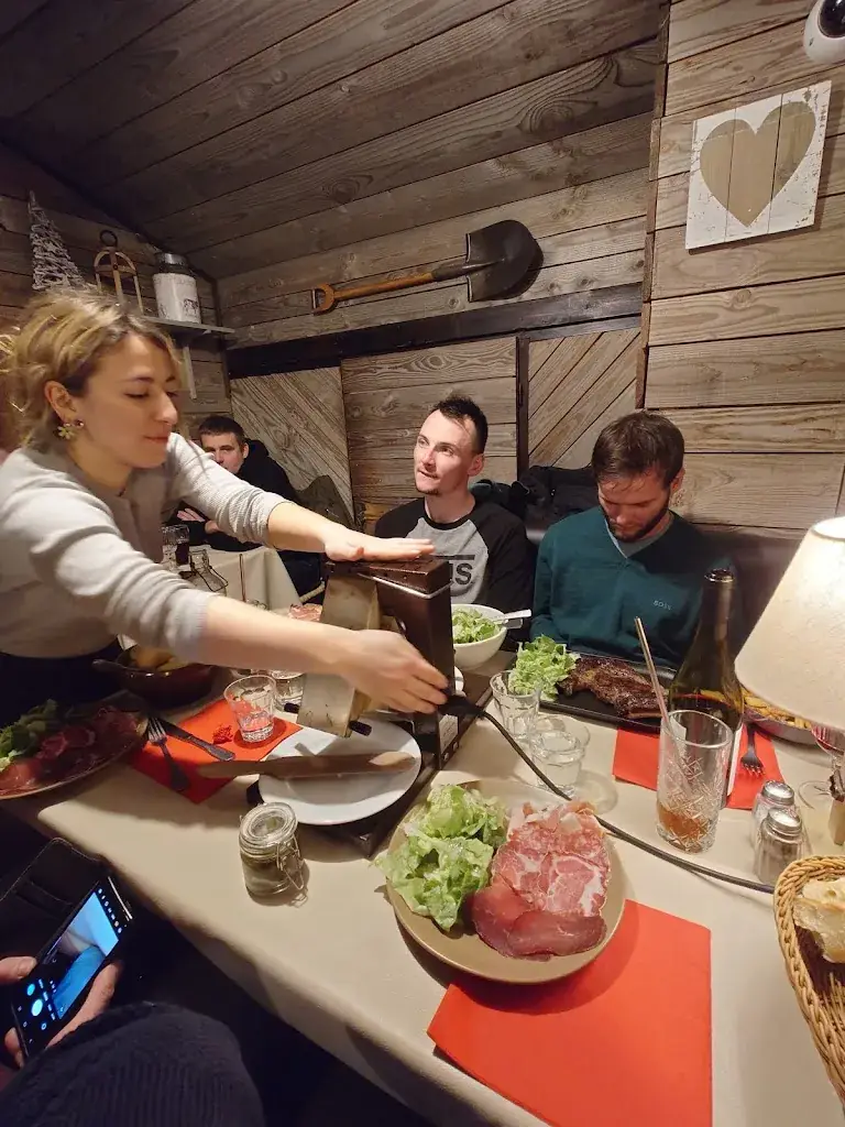 Paul Hickinbottom_Le Grizzli_Mâcot-la-Plagne_recensione