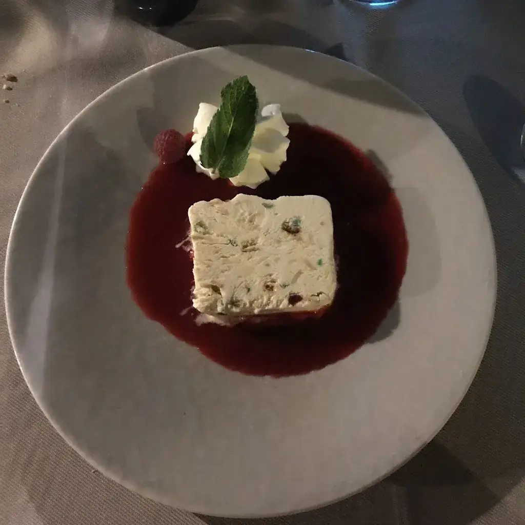 Iri M._Logis Auberge Les Murets - hôtel restaurant spa_Chandolas_review