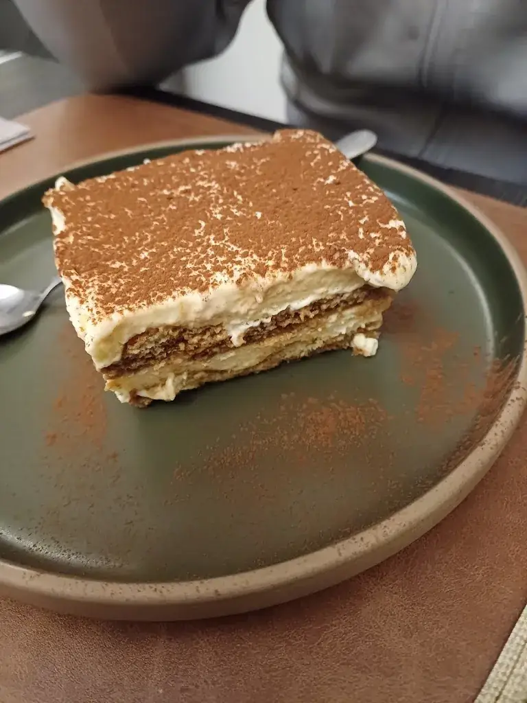 Cedric Subil_La Trattoria - Restaurant Italien - Pizzeria_Mandres-les-Roses_review