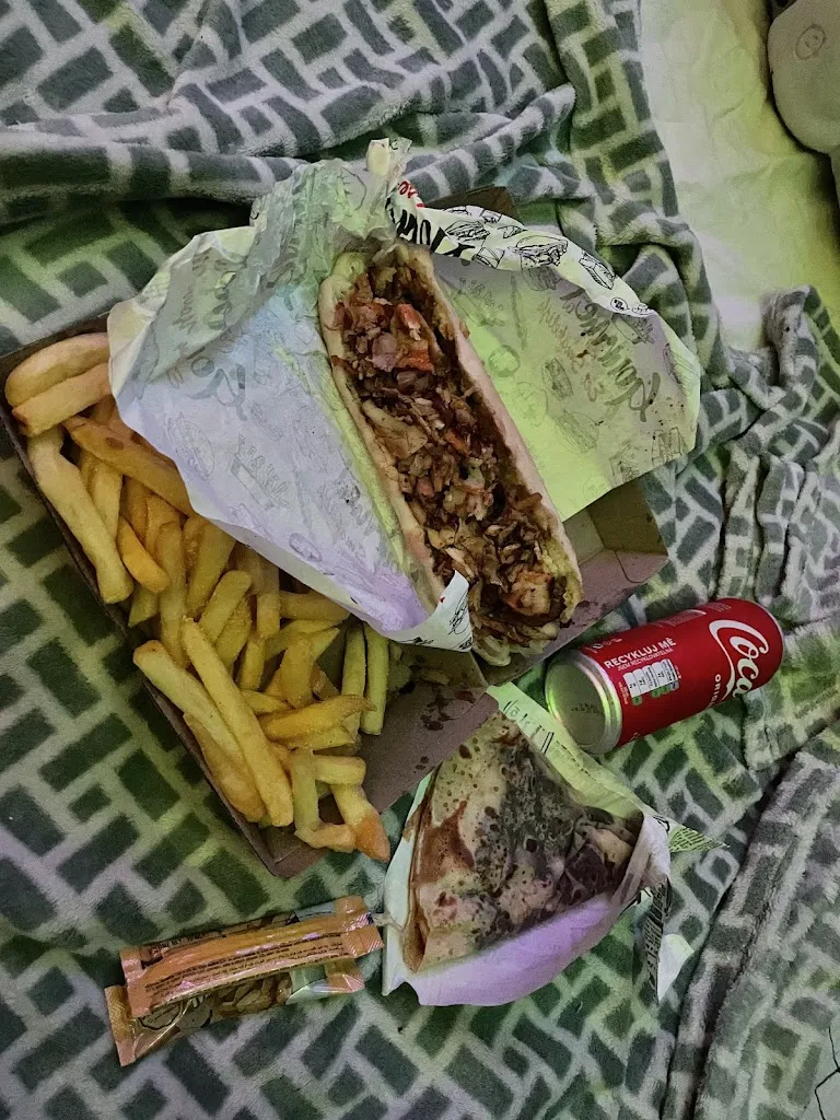 Mikhaïl Ivanov_Chez Line_Quincy-sous-Sénart_review