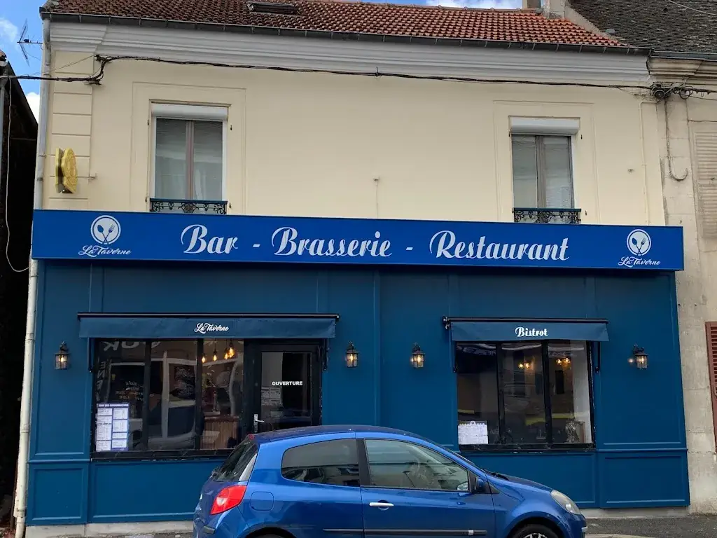 La Taverne_Mandres-les-Roses_slider_image_1