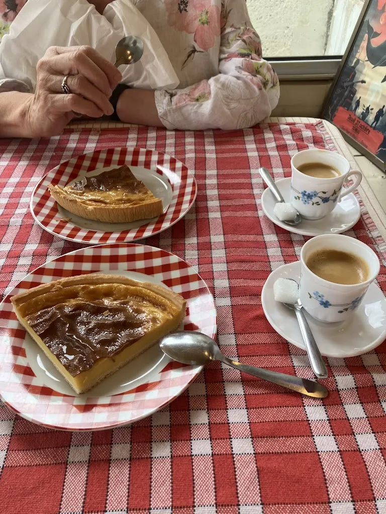 Eric Tual_Pépé & Mémé Restaurant Bar Brocante_Brunoy_review