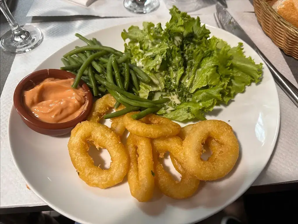 Rémy LE COQ_La mascotte de l Europe Bobigny_Bobigny_review