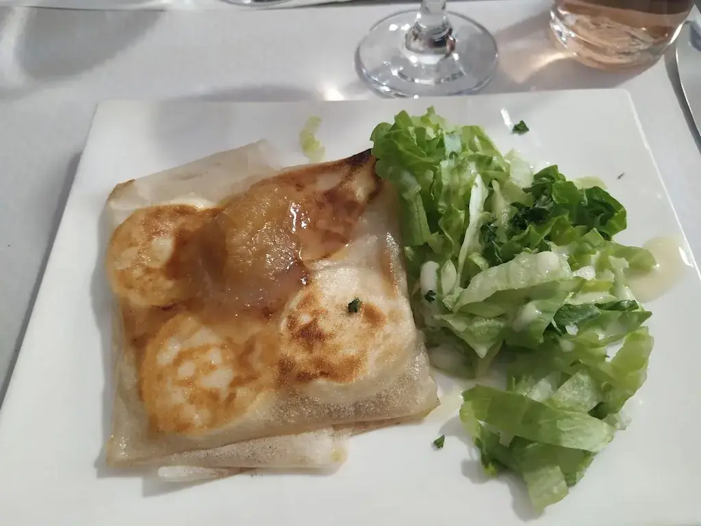 Emmanuelle MATHIVET_La mascotte de l Europe Bobigny_Bobigny_review