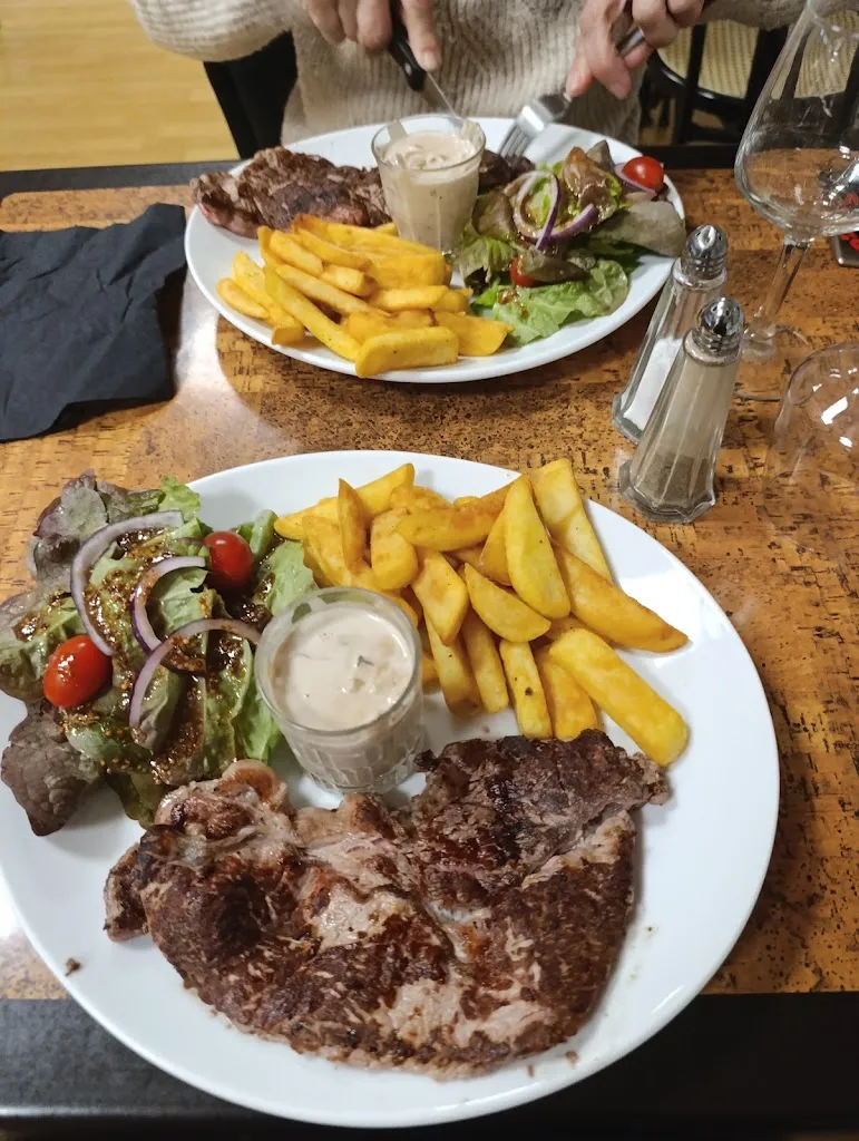 La Taverne - Doyet_Doyet_slider_image_2