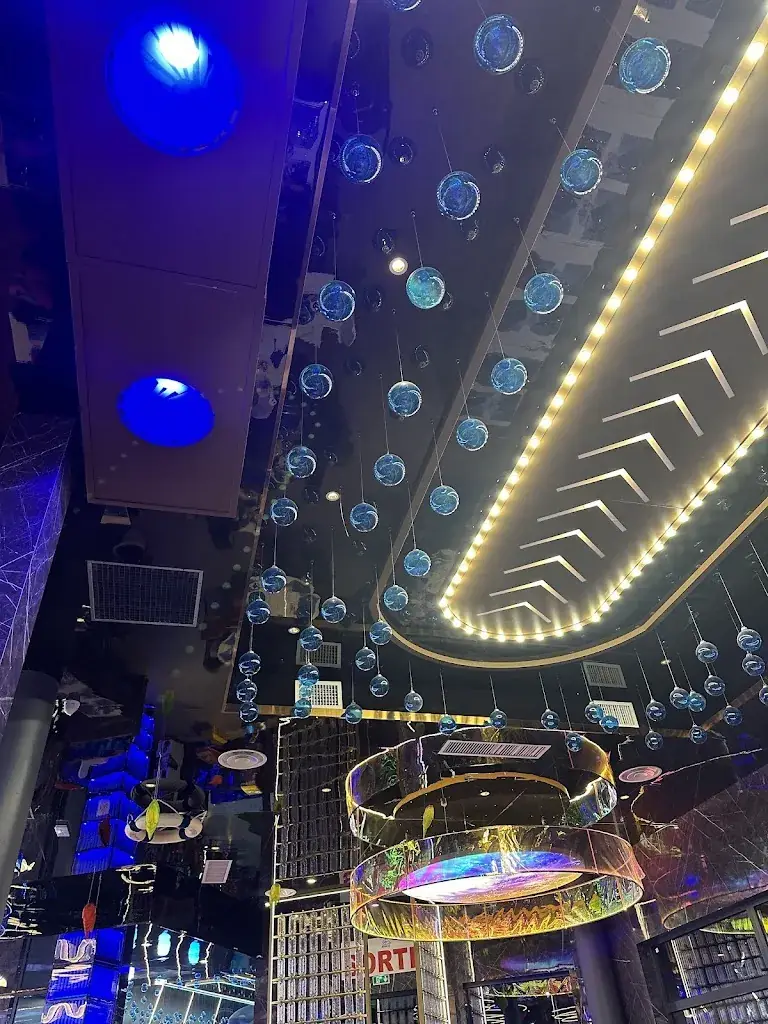 Bakkali Radia_Restaurant Atlantic_Bobigny_review