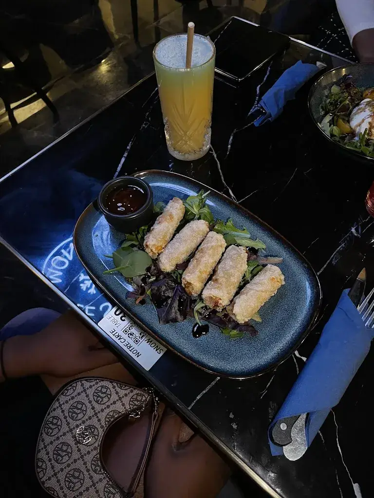 Menu_SNOW RESTAURANT LOUNGE_Bobigny_image_2