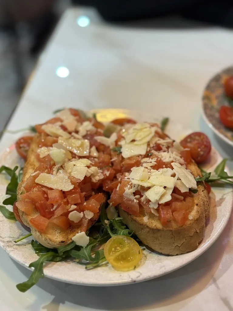 Google Guide_Italian Cantine_Bobigny_review