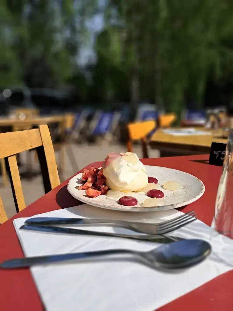 Café-restaurant de la MC93._Bobigny_slider_image_2