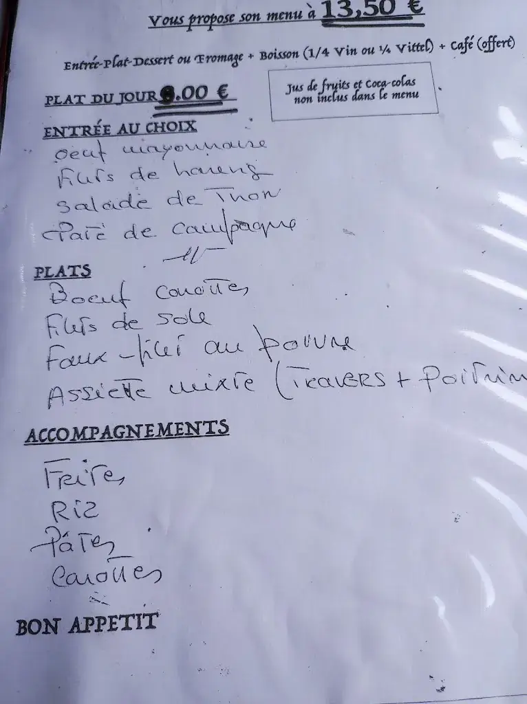 michel antunes_la petite maison_Bobigny_review