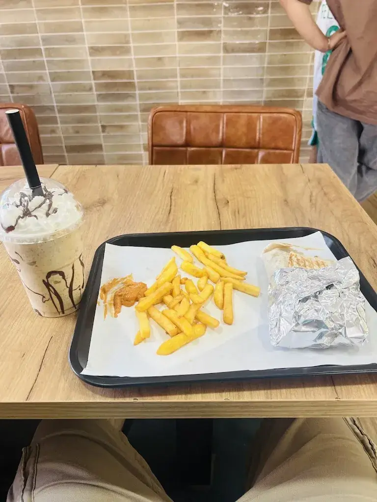 Sakibul Alam_Fast-Good_Bobigny_review