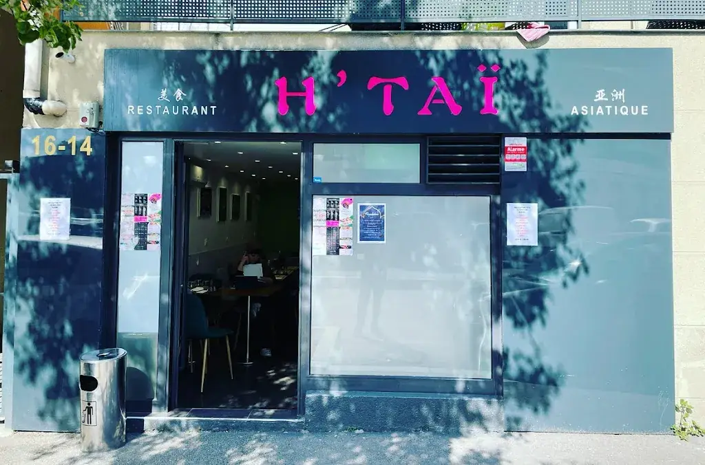 Htai restaurant in Bobigny