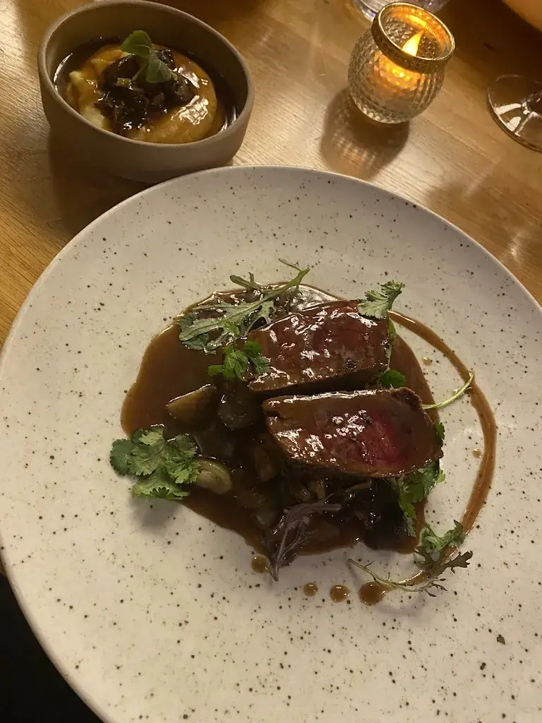 Borut Jakič_Les Papilles Bougival 78_Bougival_review