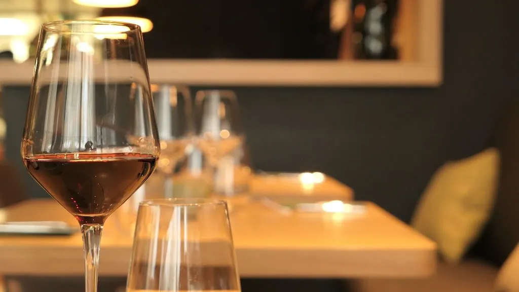 Le Camélia_Bougival_slider_image_2