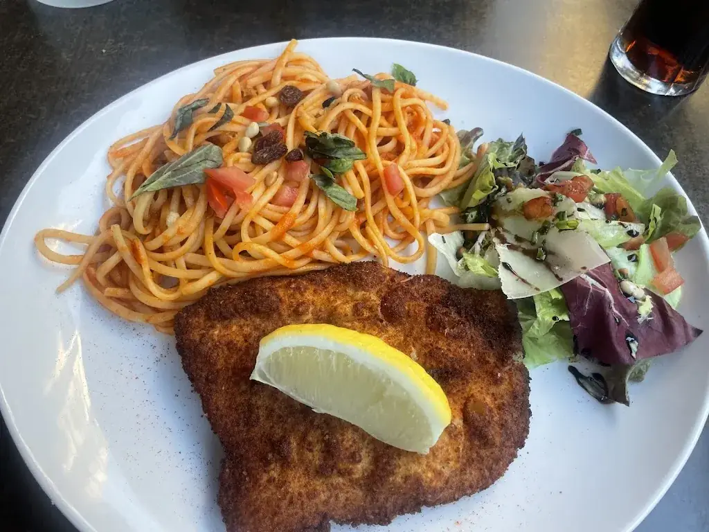 Le Basilic Rouge_Bougival_slider_image_2