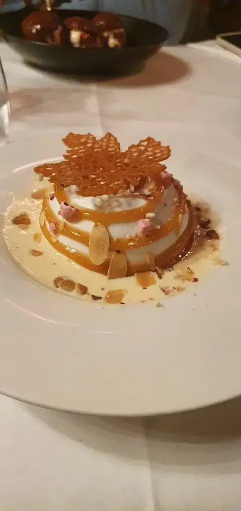 Ольга Митроченко_L’Auberge du Fruit Défendu_Rueil-Malmaison_review