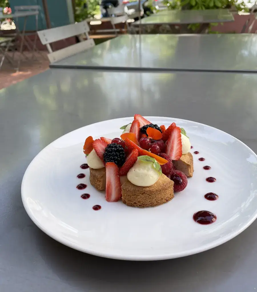 L’Auberge du Fruit Défendu_Rueil-Malmaison_slider_image_3