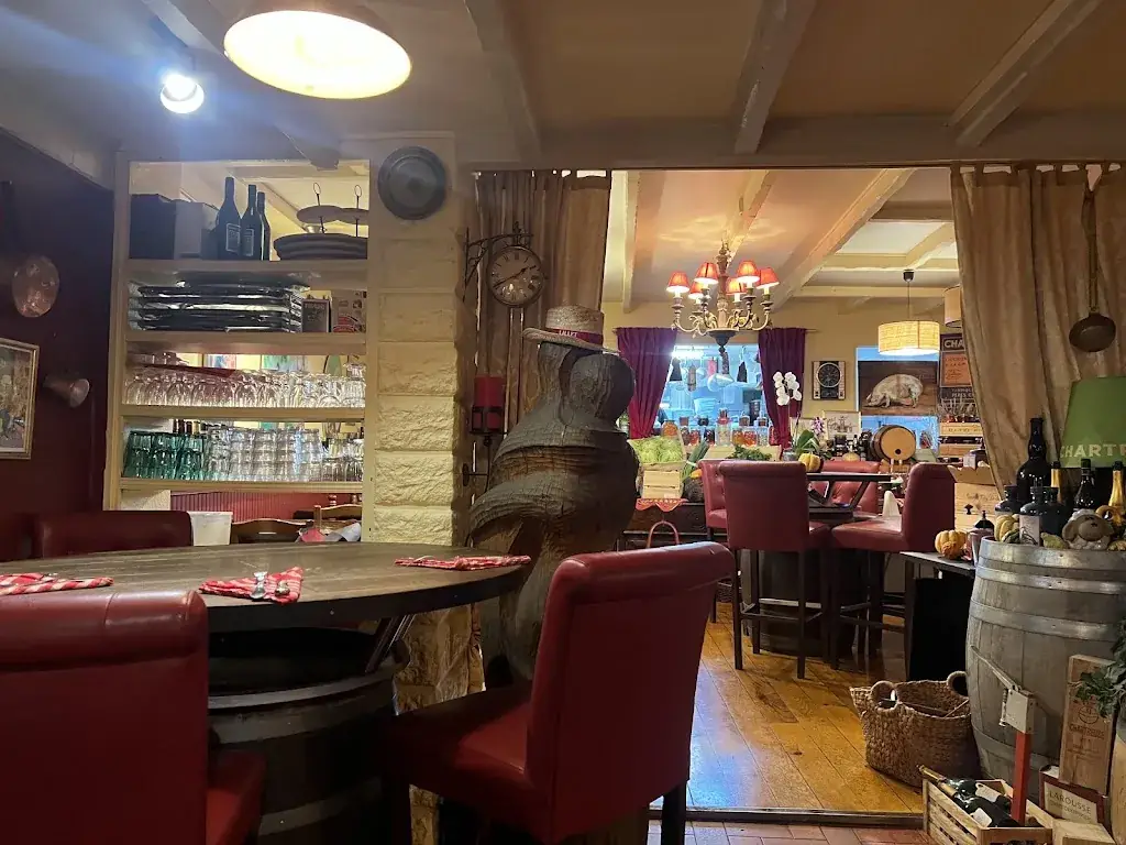 Le Porc Marly Restaurant in Port-Marly