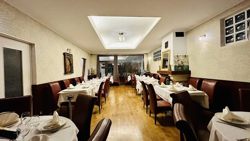 Mangalore Lounge Restaurant in Celle-Saint-Cloud