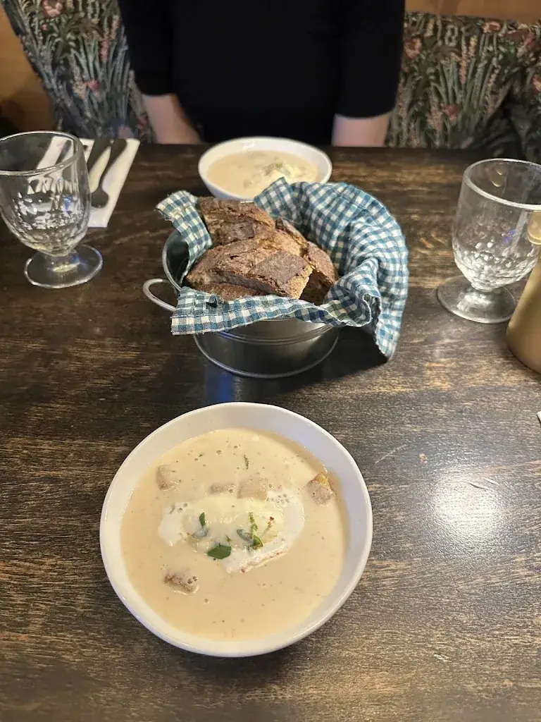 Ruth B_Sapristi_Rueil-Malmaison_review