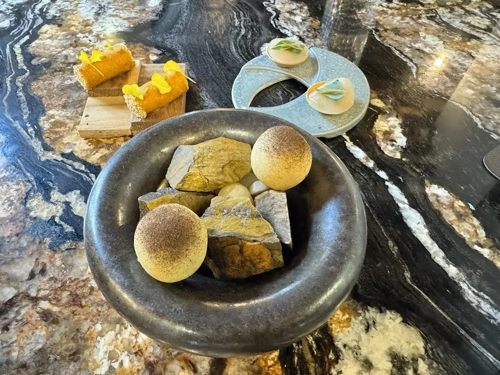 Jun Huang_Restaurant Ochre_Rueil-Malmaison_review