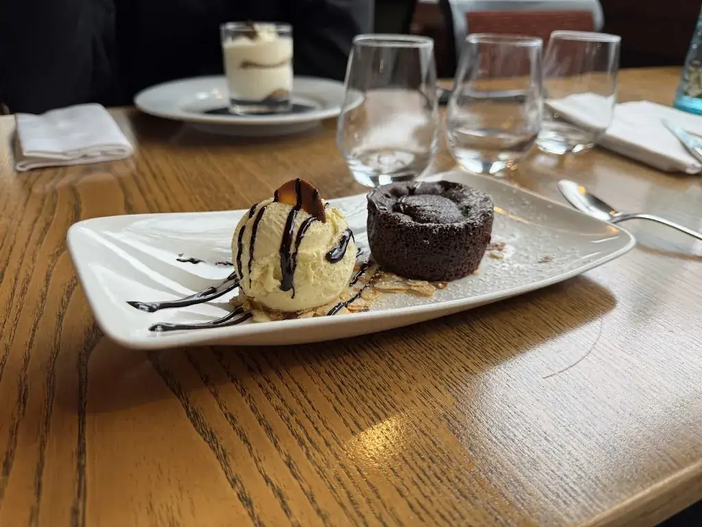 Carlan Thavarajah_Restaurant LE CHENE_Bondy_Bewertung