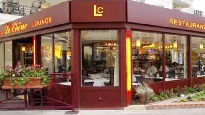 Restaurant LE CHENE_Bondy_slider_image_1