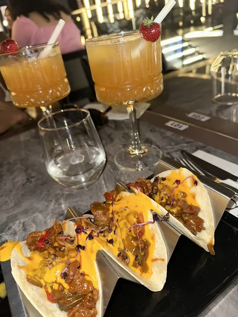 Hadja Diaby_Qamar_Bondy_review