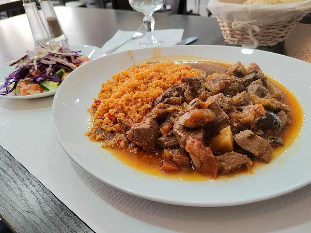 Restaurant CHEZ alice_Bondy_slider_image_3