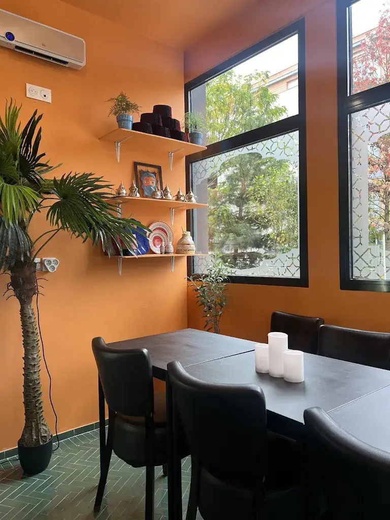 Zakaria BOURIMECH_Restaurant LE RIAD_Bondy_reseña